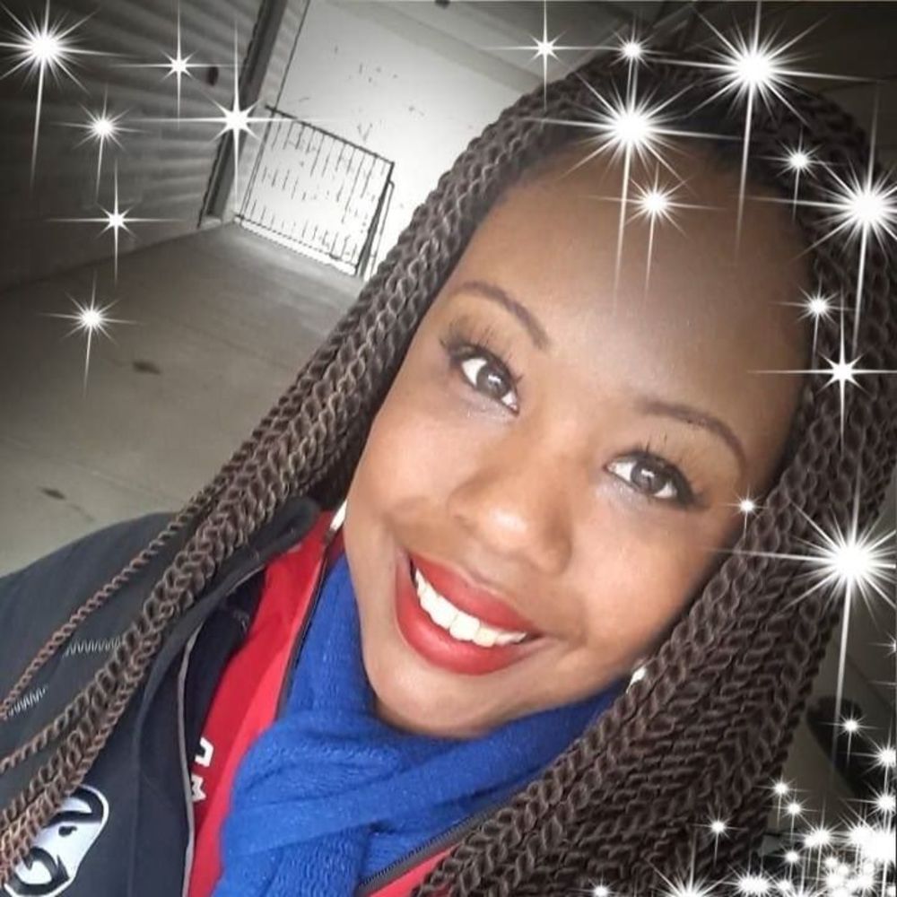 Meet your Posher, Christiana